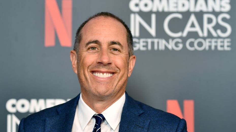 Jerry Seinfeld Biography (2022): Age, Height, Net Worth, Wife, Family, Popular Movies and TV Shows